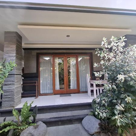 Nang Ade House Hotel Ubud  Exterior photo