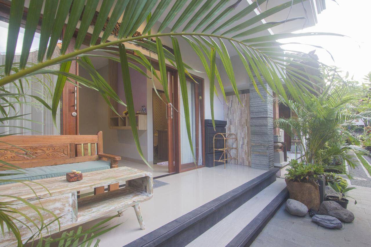 Nang Ade House Hotel Ubud  Exterior photo